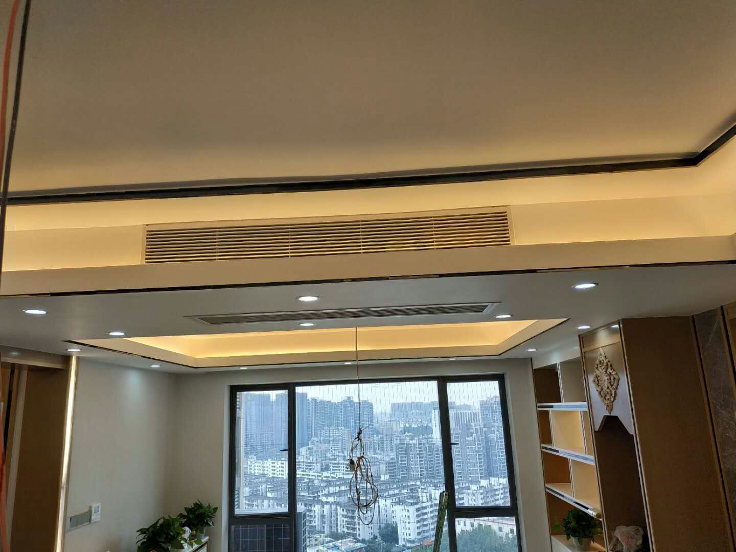 深圳坂田5層獨(dú)棟別墅大金中央空調(diào)——精工偉業(yè)優(yōu)秀安裝工藝，體驗(yàn)量身定制的高檔